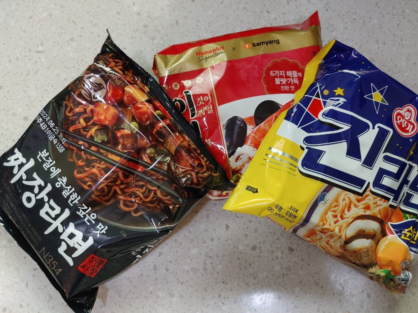 Nongshim Noodles